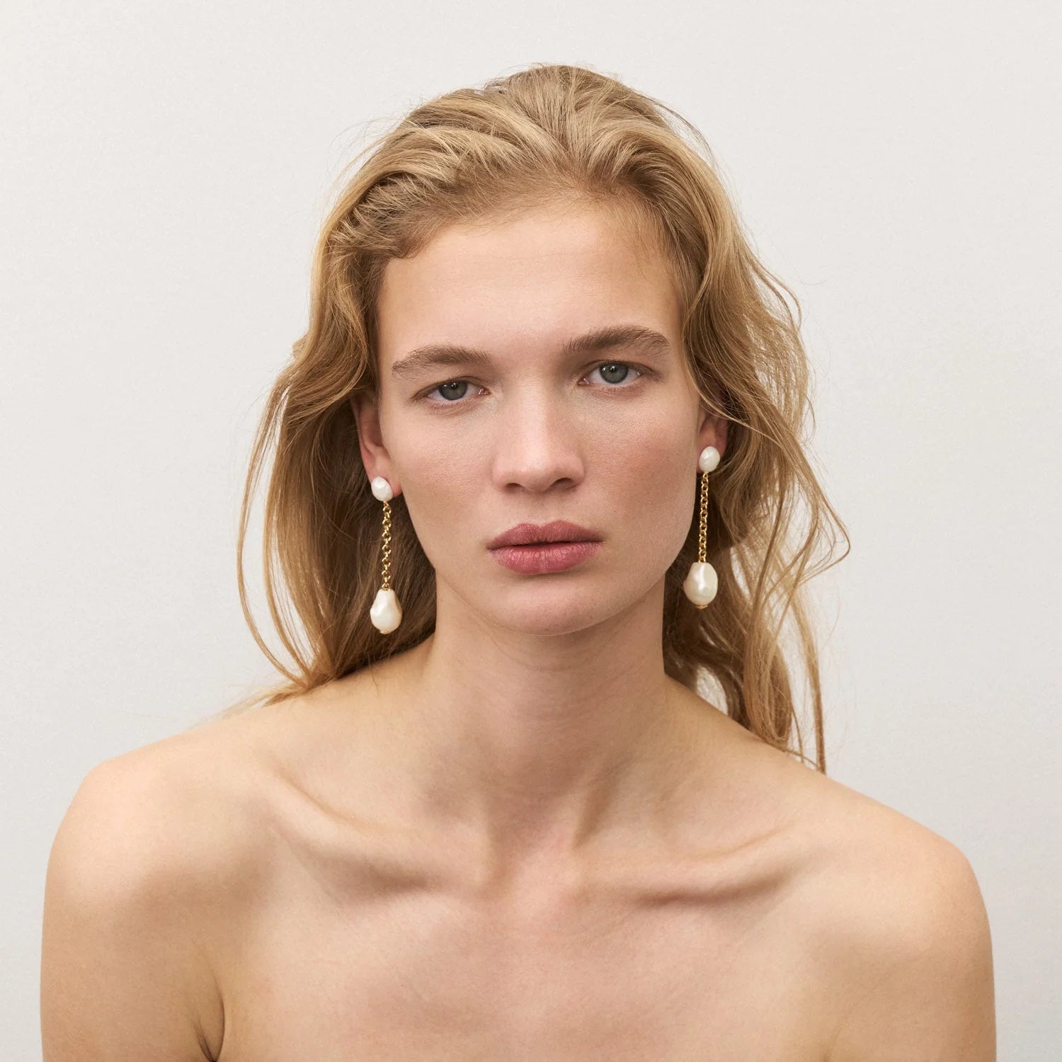 Hanging Organic Pearl Earring -Pearl