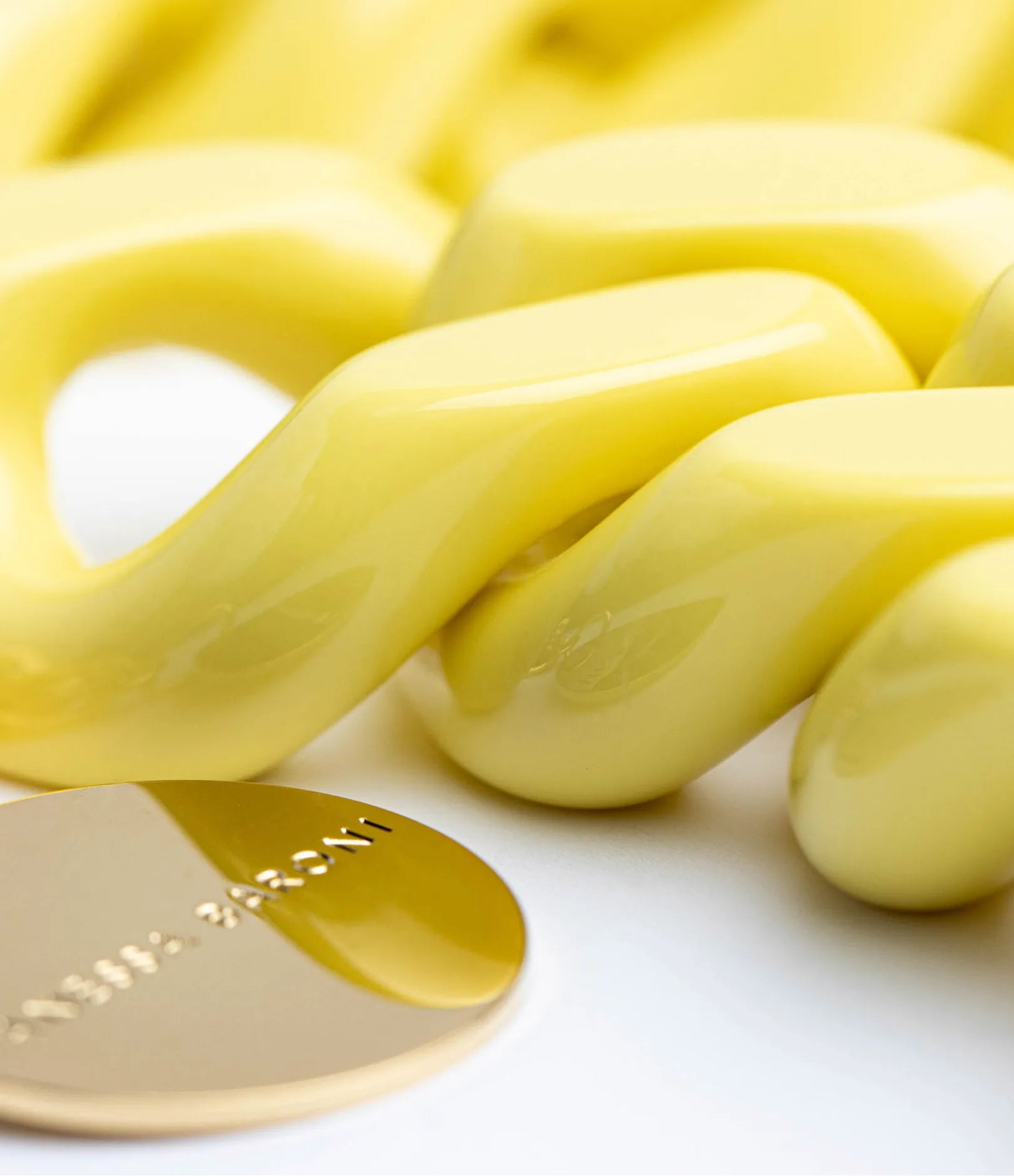 Big Flat Chain Necklace - Yellow