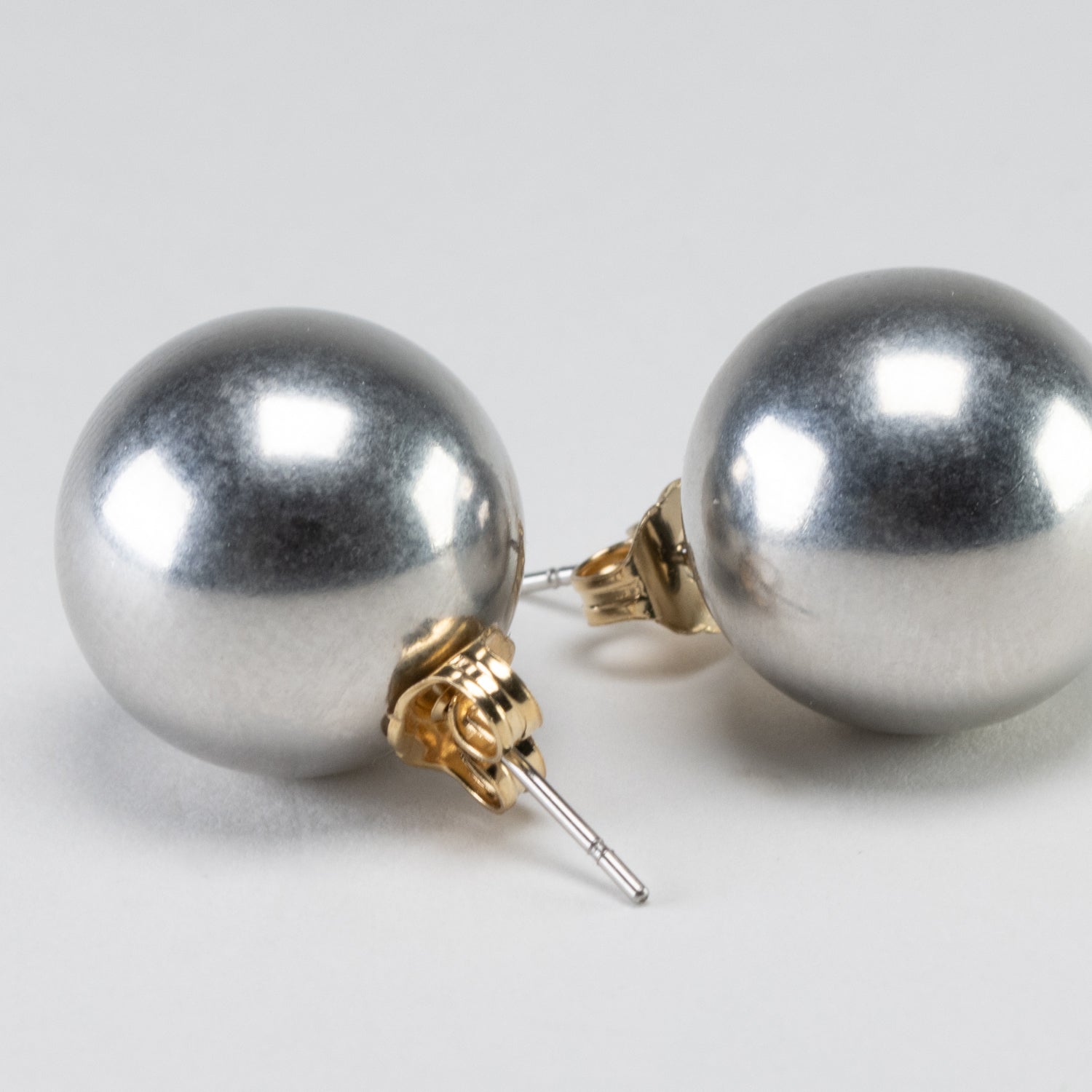 Small Dot Earring - Silver Vintage
